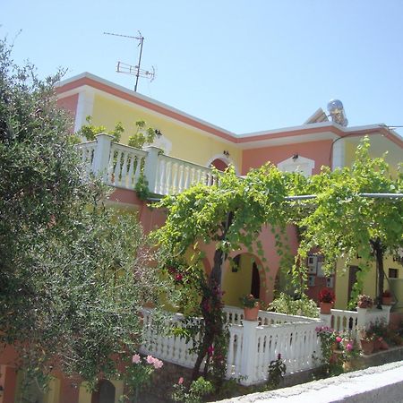 Nikolaou Thomas House Apartment Parga Exterior photo