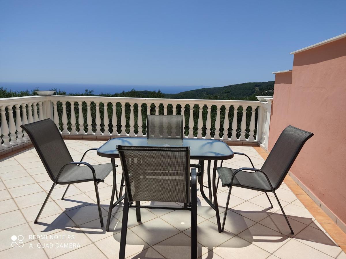 Nikolaou Thomas House Apartment Parga Exterior photo