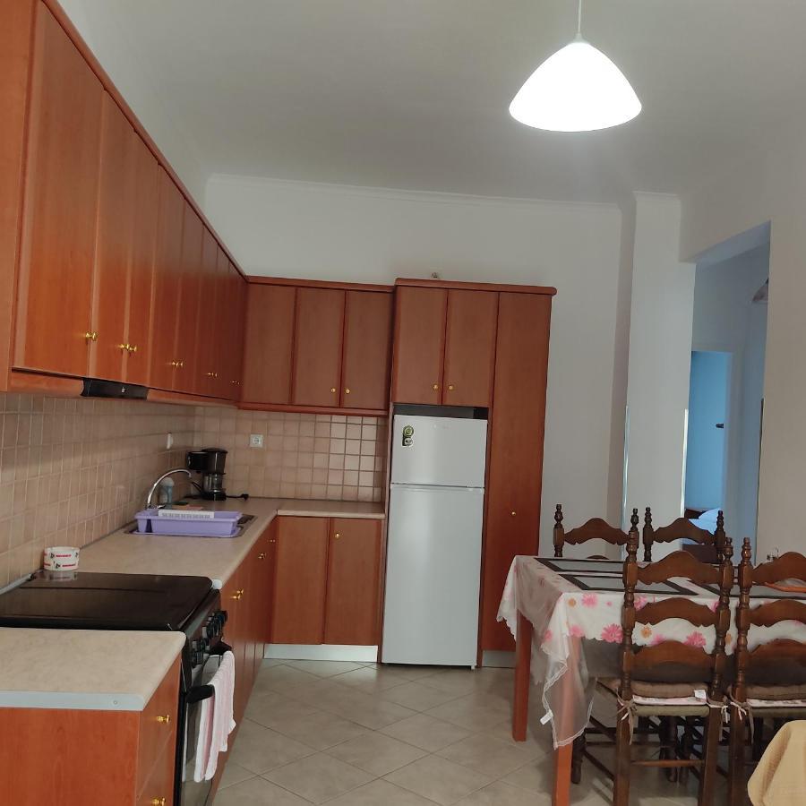 Nikolaou Thomas House Apartment Parga Exterior photo