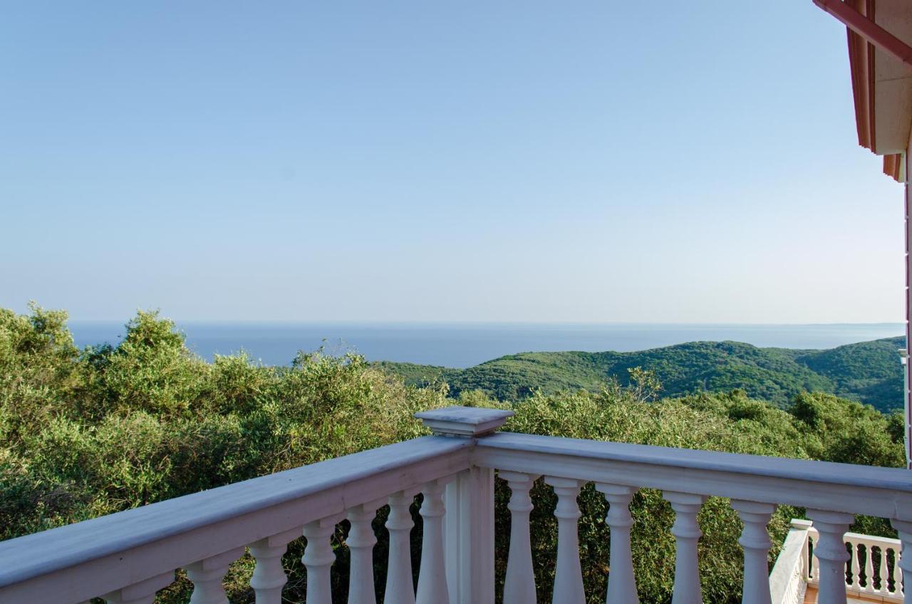 Nikolaou Thomas House Apartment Parga Exterior photo